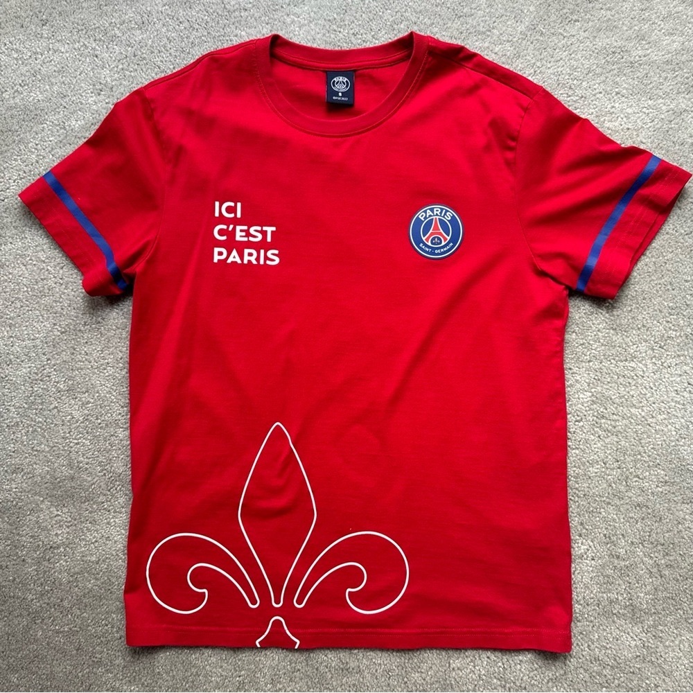 PSG Paris Saint-Germain Red Short Sleeve Tee Size S (10-11 year) Kids